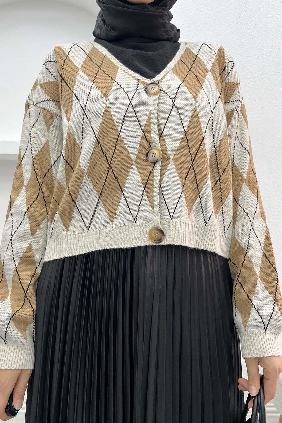 Baklava Patterned Cardigan Beige