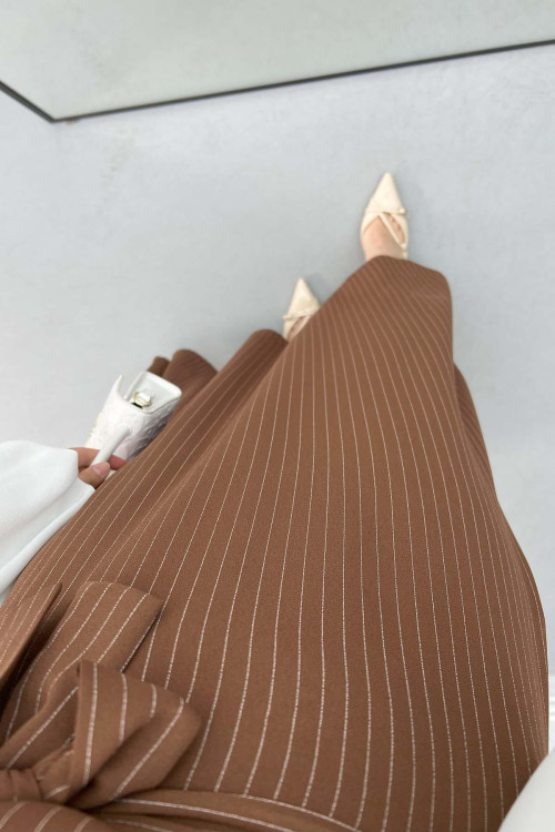 Balloon Sleeve Striped Dress Brown