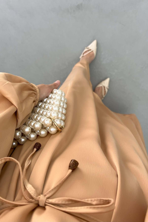 Brooch Satin Dress LATTE