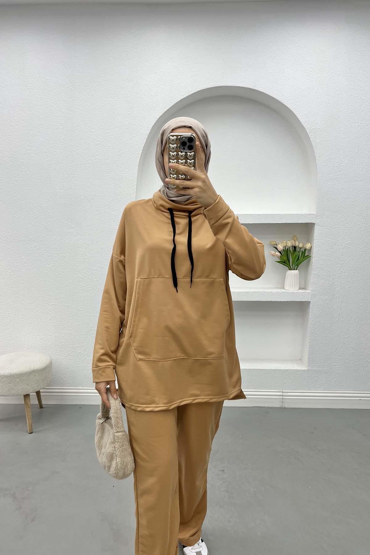 Pocket Hooded Set Milk Coffee