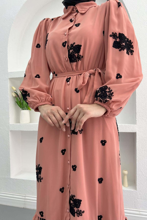 Flower Embroidered Dress Pink