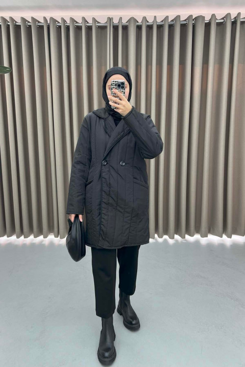 Double Buttoned Quilted Coat Black