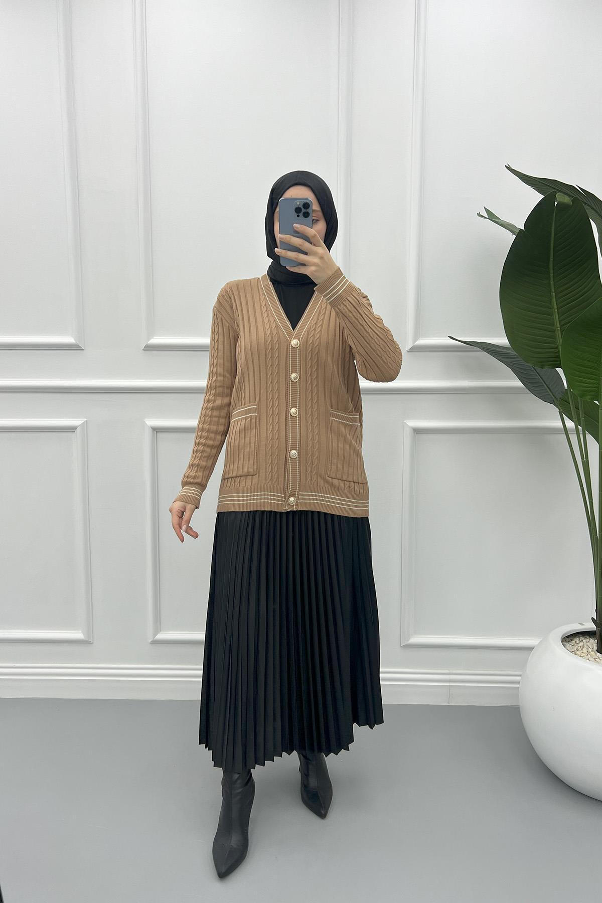 Striped Thin Knit Cardigan Milky Coffee