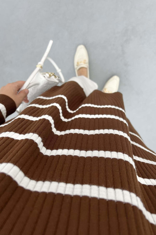 Striped Knitted Sweater Bitter Coffee