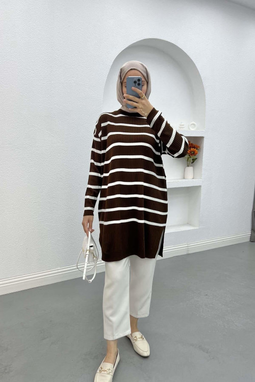 Striped Knitted Sweater Bitter Coffee