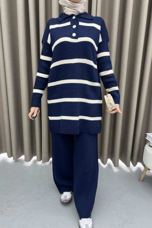 Striped Knitwear Suit Navy Blue