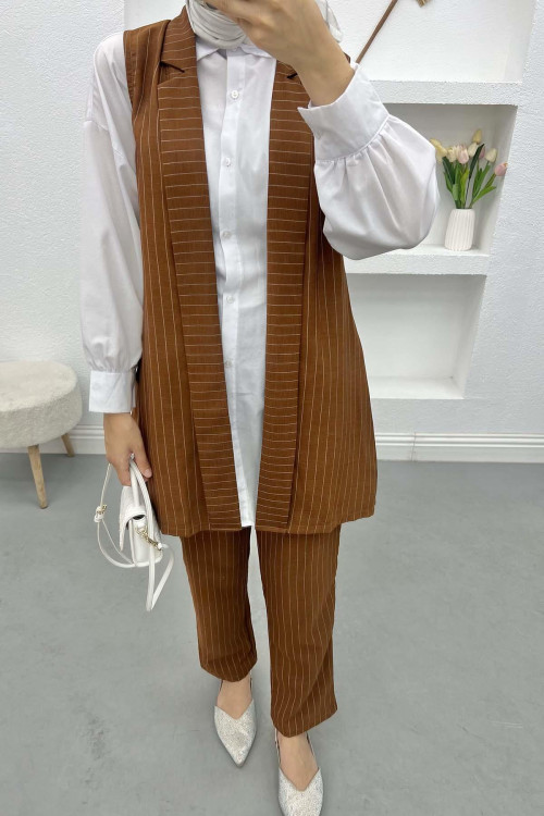 Striped Vest Set Brown