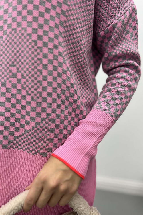 Checkerboard Patterned Knitwear Sweater Pink