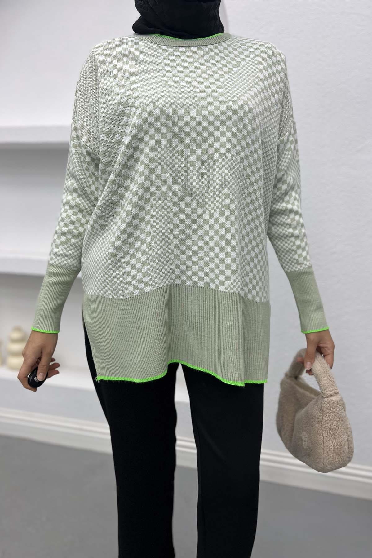 Checkerboard Patterned Knitwear Sweater Aqua Green