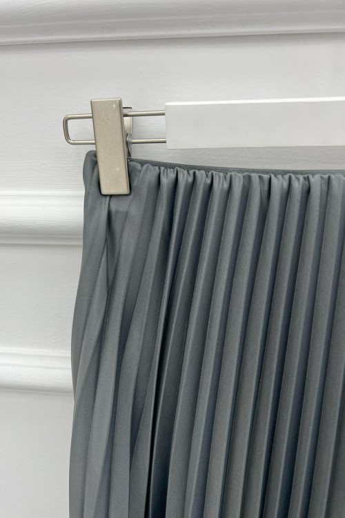 Leather Look Pleated Skirt Gray