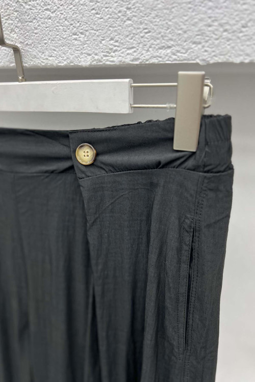 Button Detailed Trousers Black