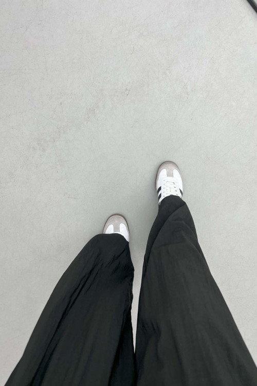 Button Detailed Trousers Black