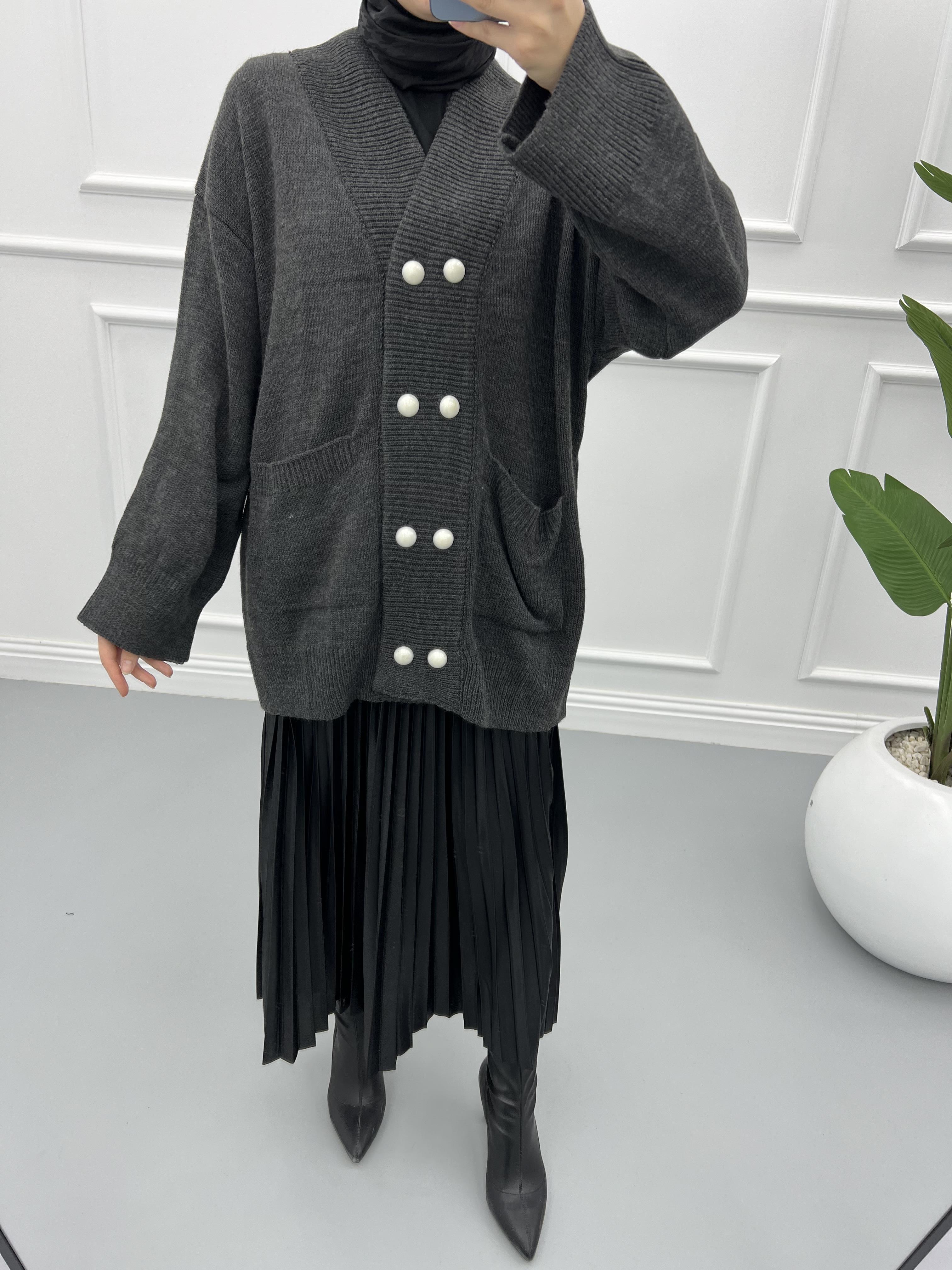 Buttoned Knitted Cardigan Dark-Grey