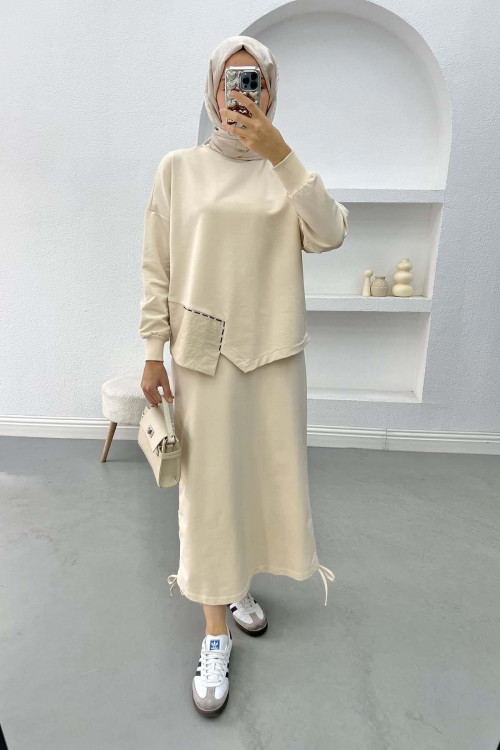 Pleated Skirt Suit Beige