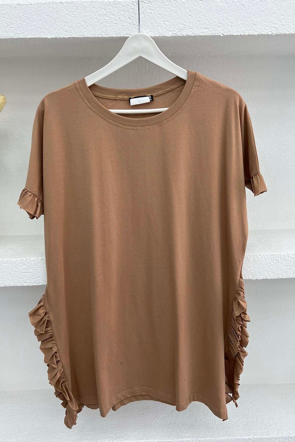 Ruffle T-Shirt Brown