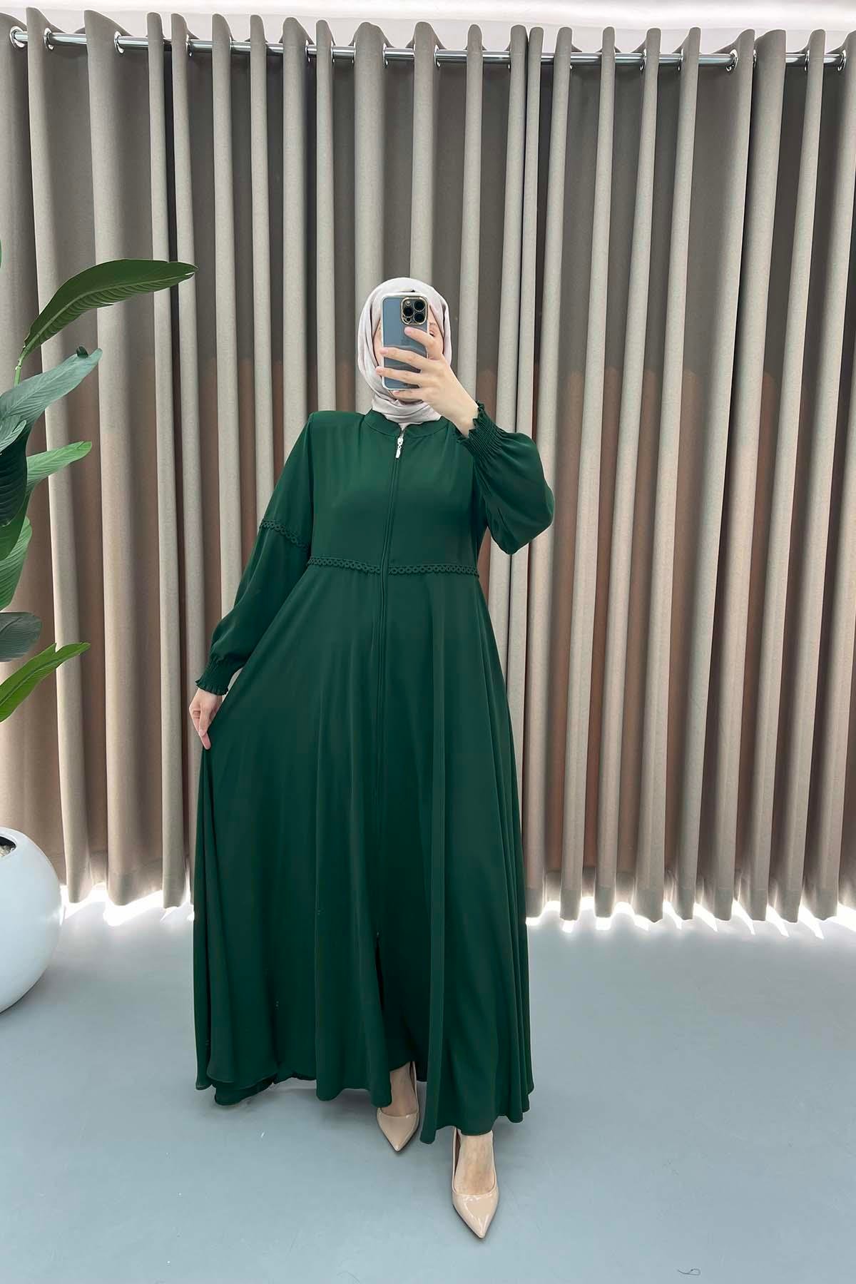 Guipure Embroidered Abaya Emerald Green