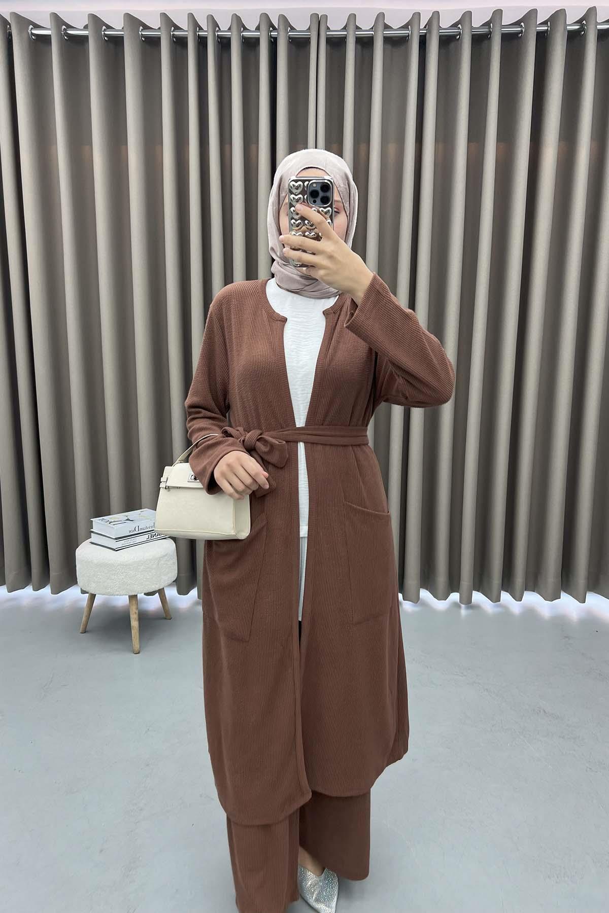 Cardigan and Wrap Suit Brown