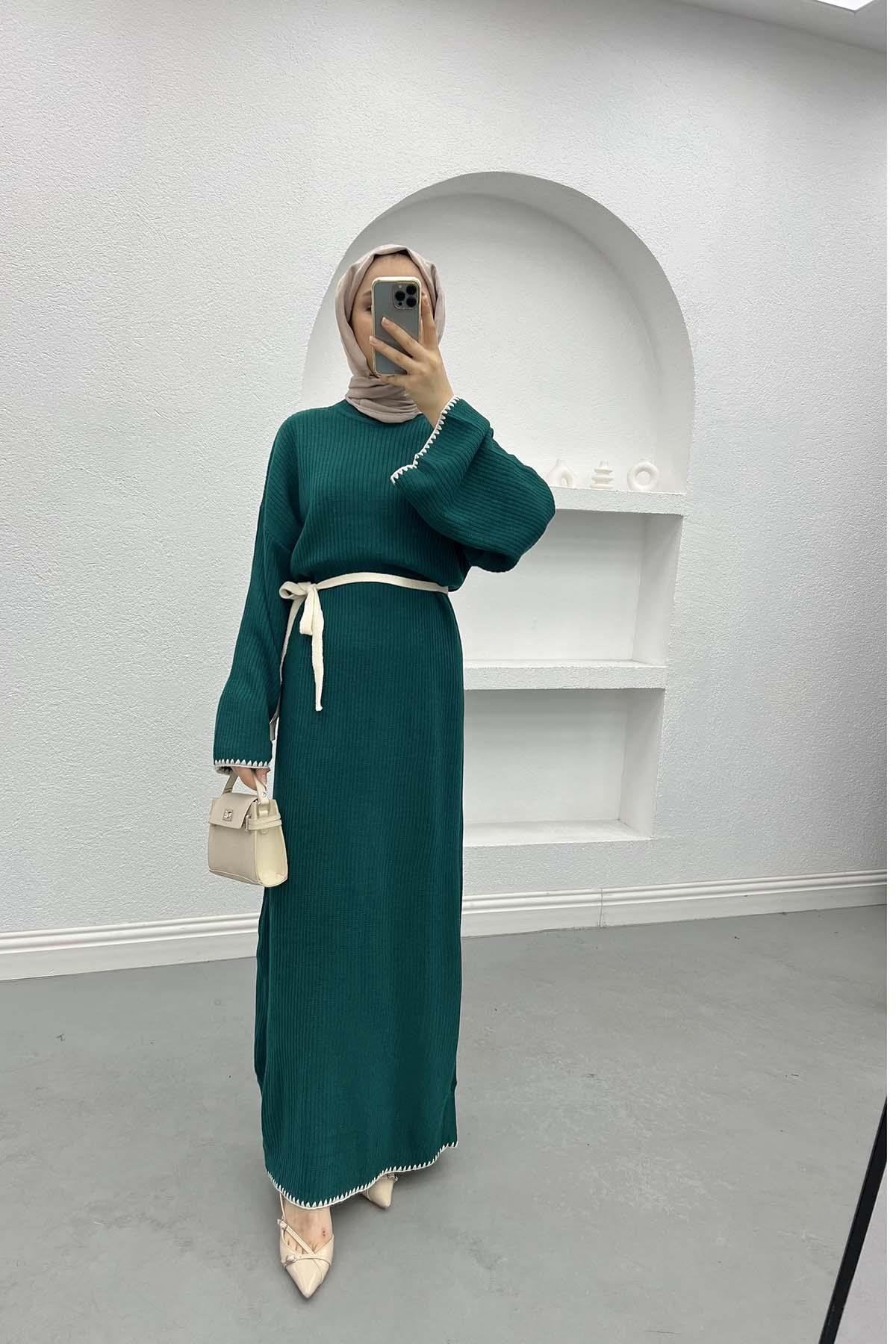 Embroidered Knit Dress Emerald Green