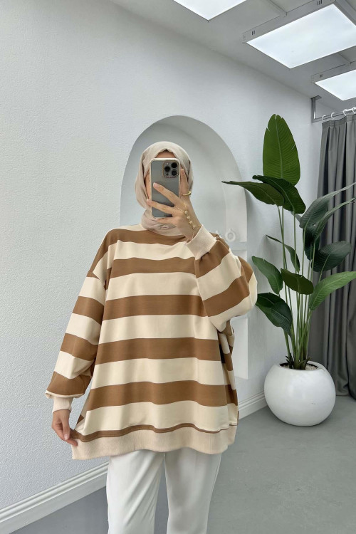 Thick Striped Oversize Sweatshirt Brown