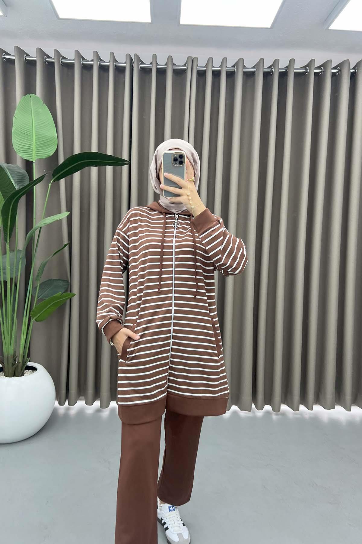 Hooded Striped Suit Brown