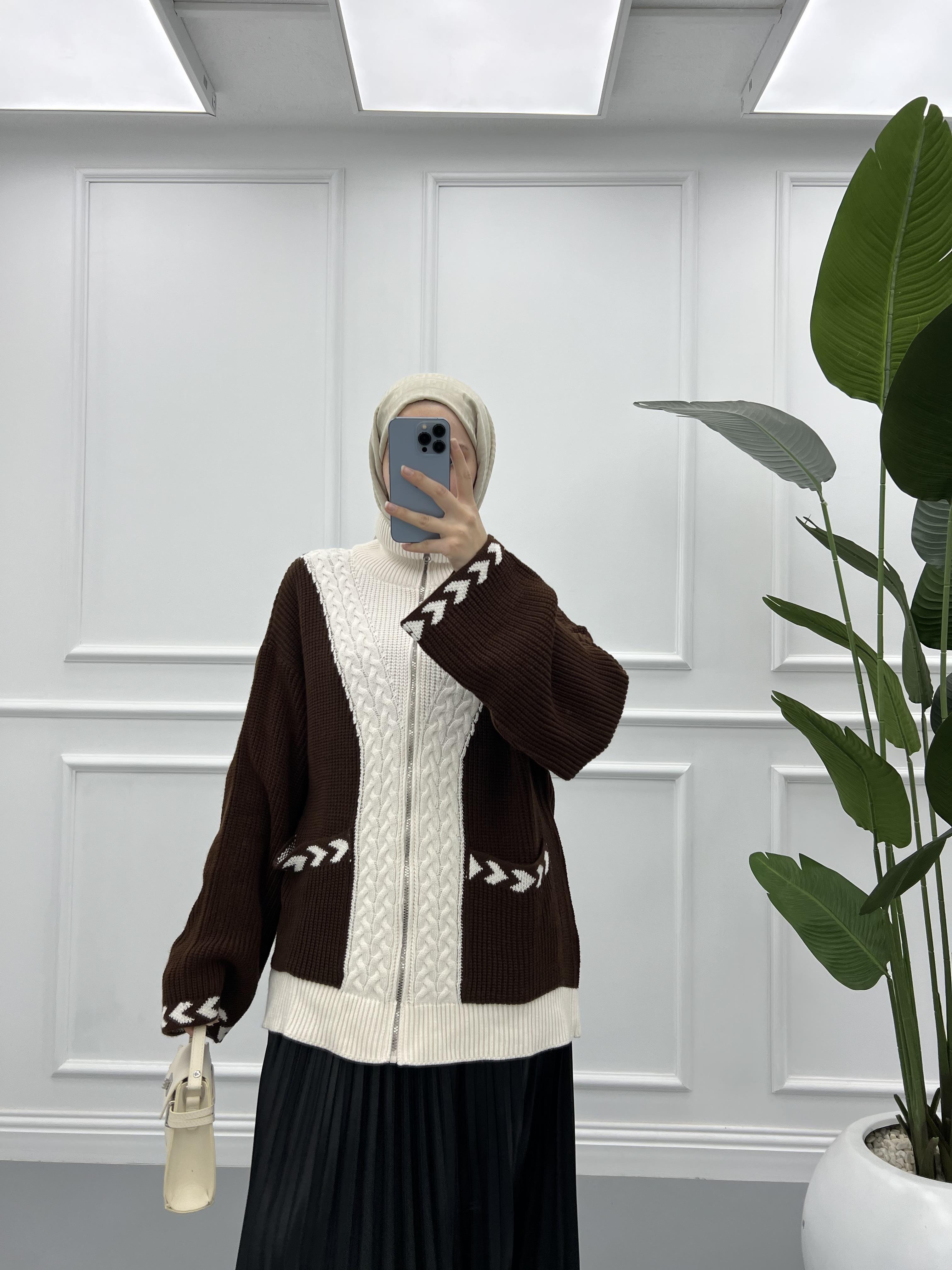 Mixed Knitted Sweater Cardigan Brown