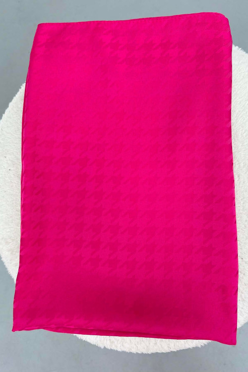 Houndstooth Patterned Shawl Fuchsia