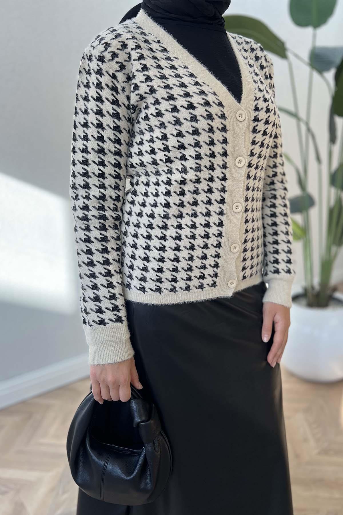 Houndstooth Patterned Knitwear Cardigan Beige