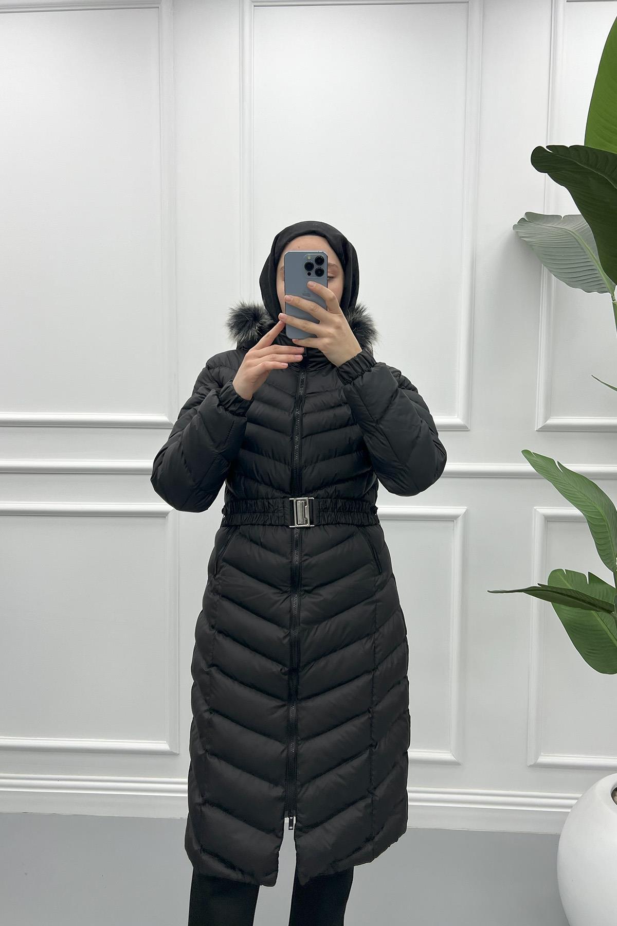 Belted Puffer Jacket Black