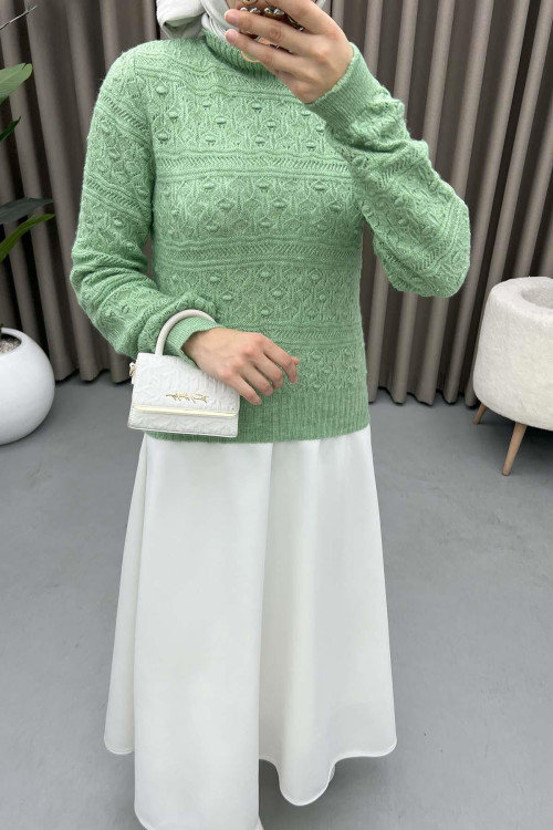 Self Patterned Sweater Green