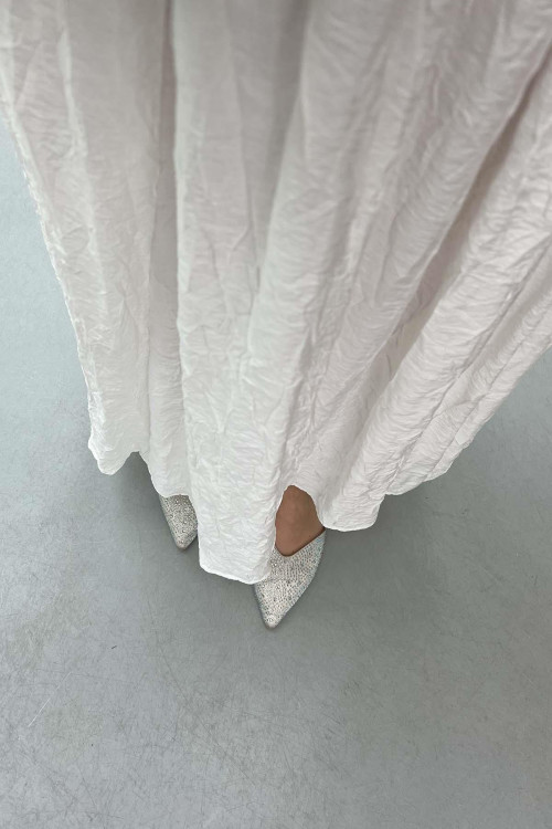 Wrinkled Pattern Elastic Waist Skirt White