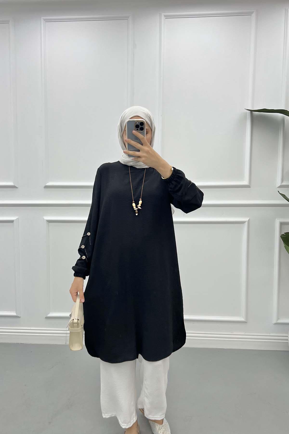 Tunic with Sleeve Detail and Necklace Black