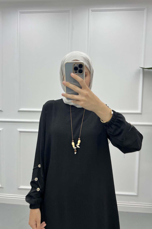 Tunic with Sleeve Detail and Necklace Black