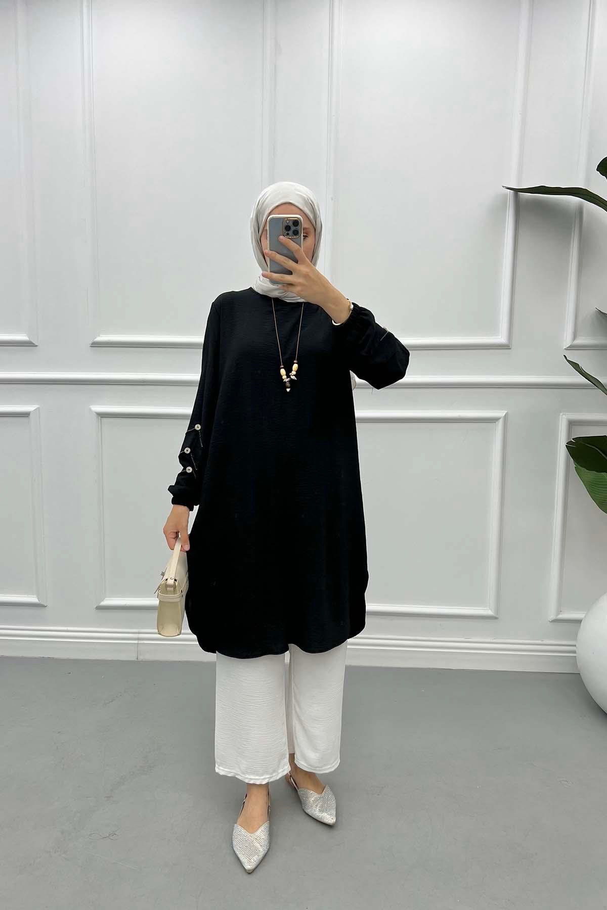 Tunic with Sleeve Detail and Necklace Black