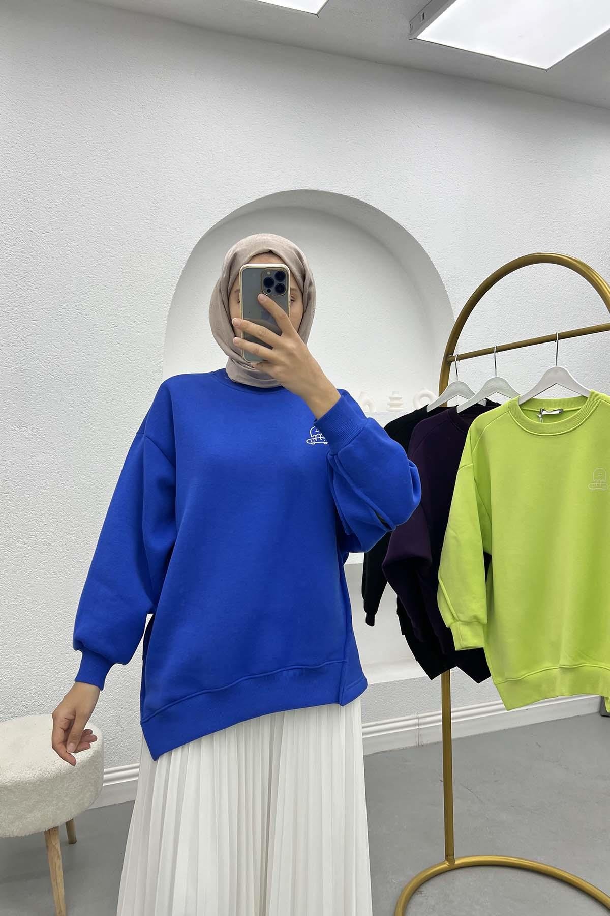 Sleeve Slit Three Thread Sweatshirt Saxe Blue