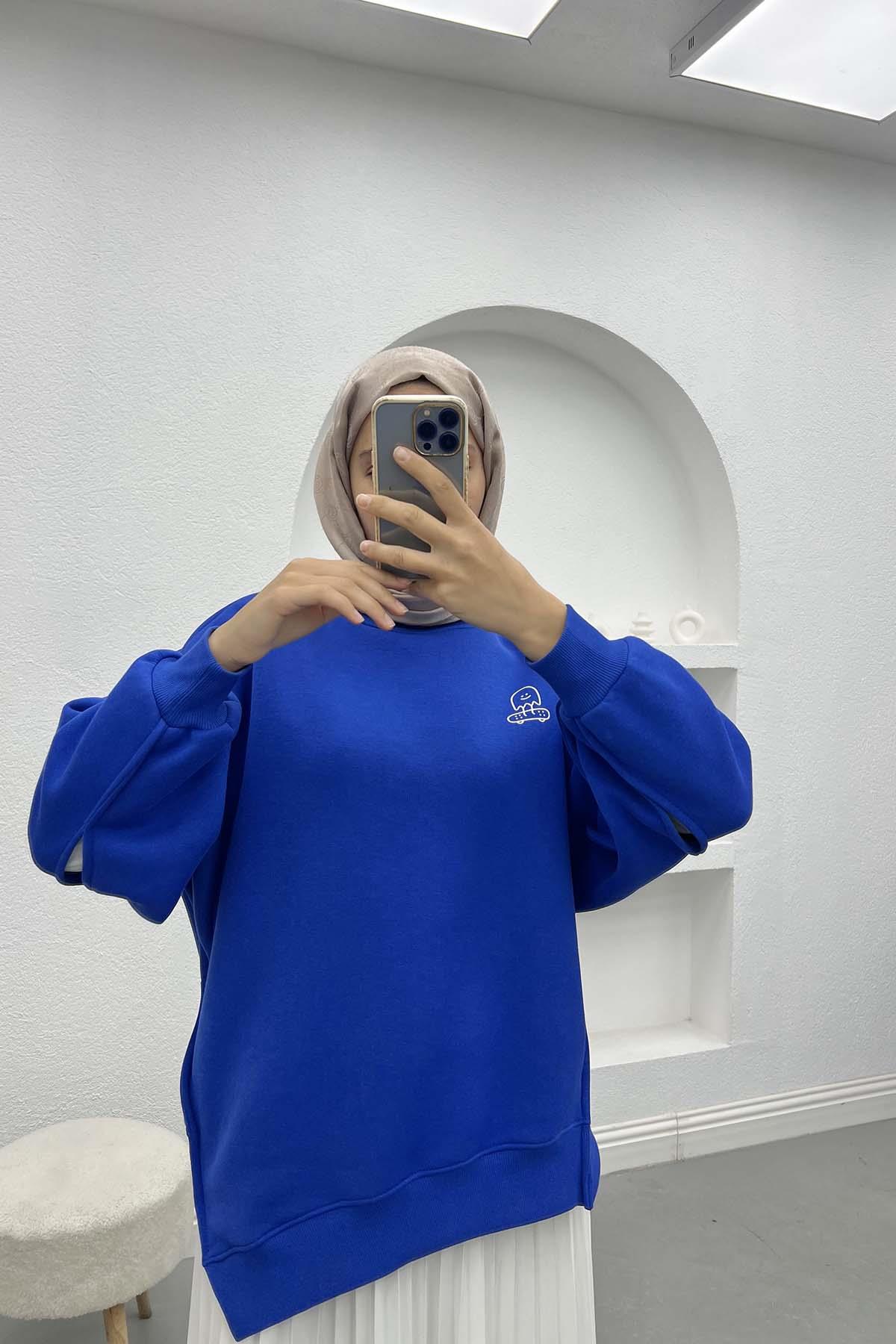 Sleeve Slit Three Thread Sweatshirt Saxe Blue