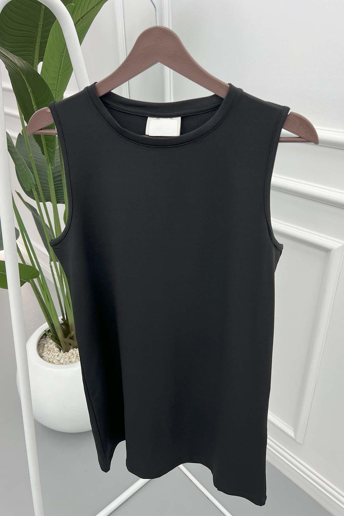 Sleeveless Blouse Black