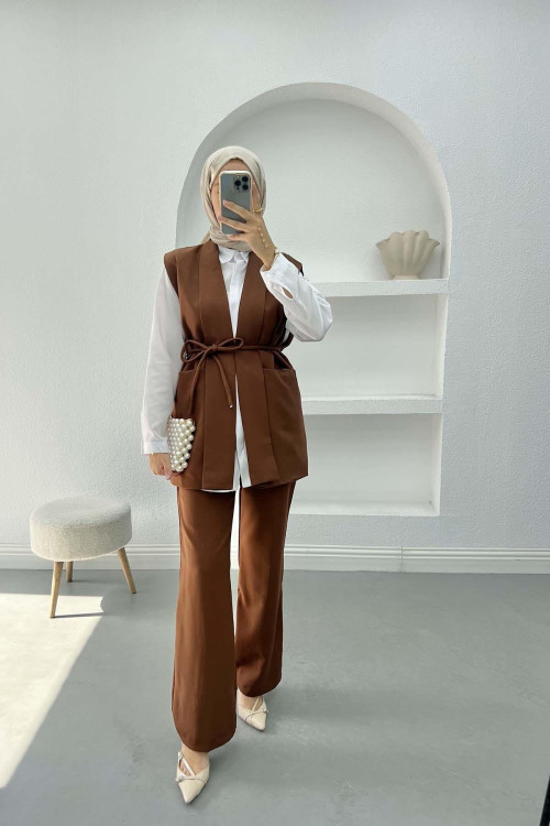 Belted Vest Set Brown