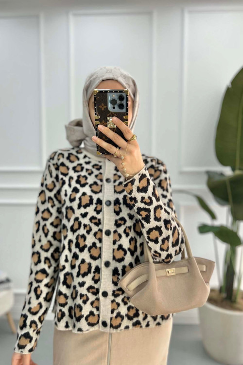 Leopard Patterned Cardigan Beige