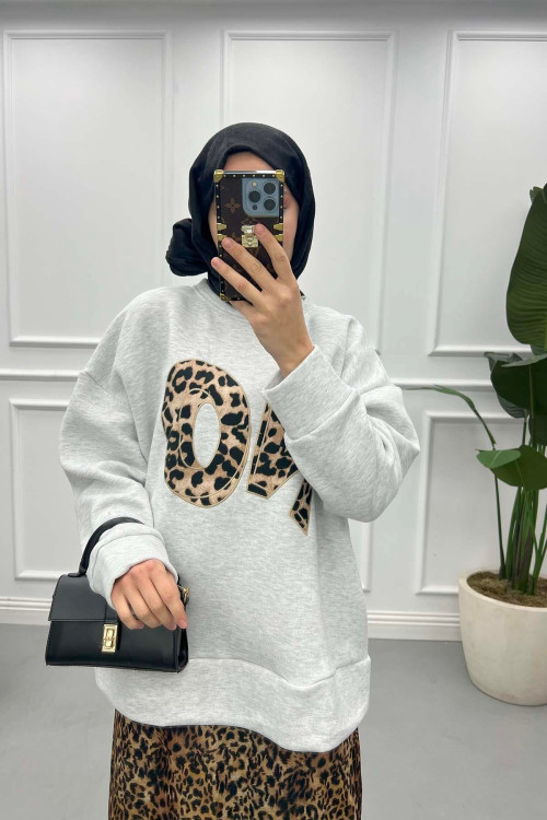 Leopard Printed Three Thread Sweatshirt Gray