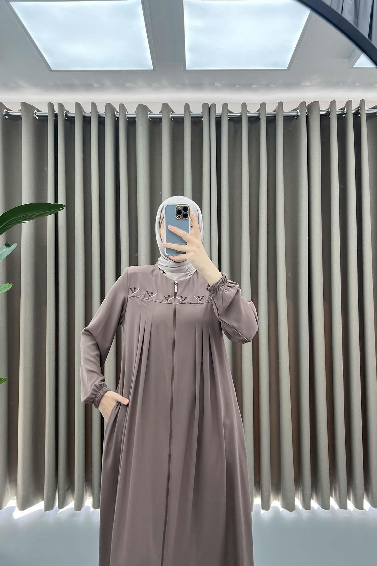 Embroidered Detailed Abaya Mink