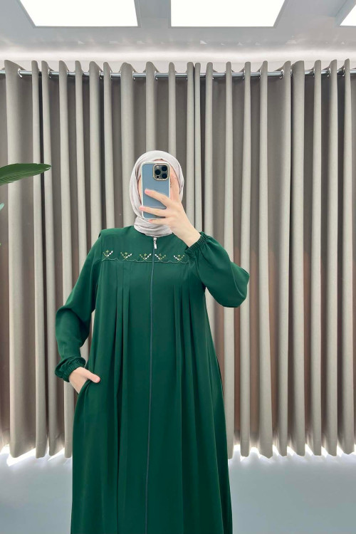 Embroidered Detailed Abaya Emerald Green