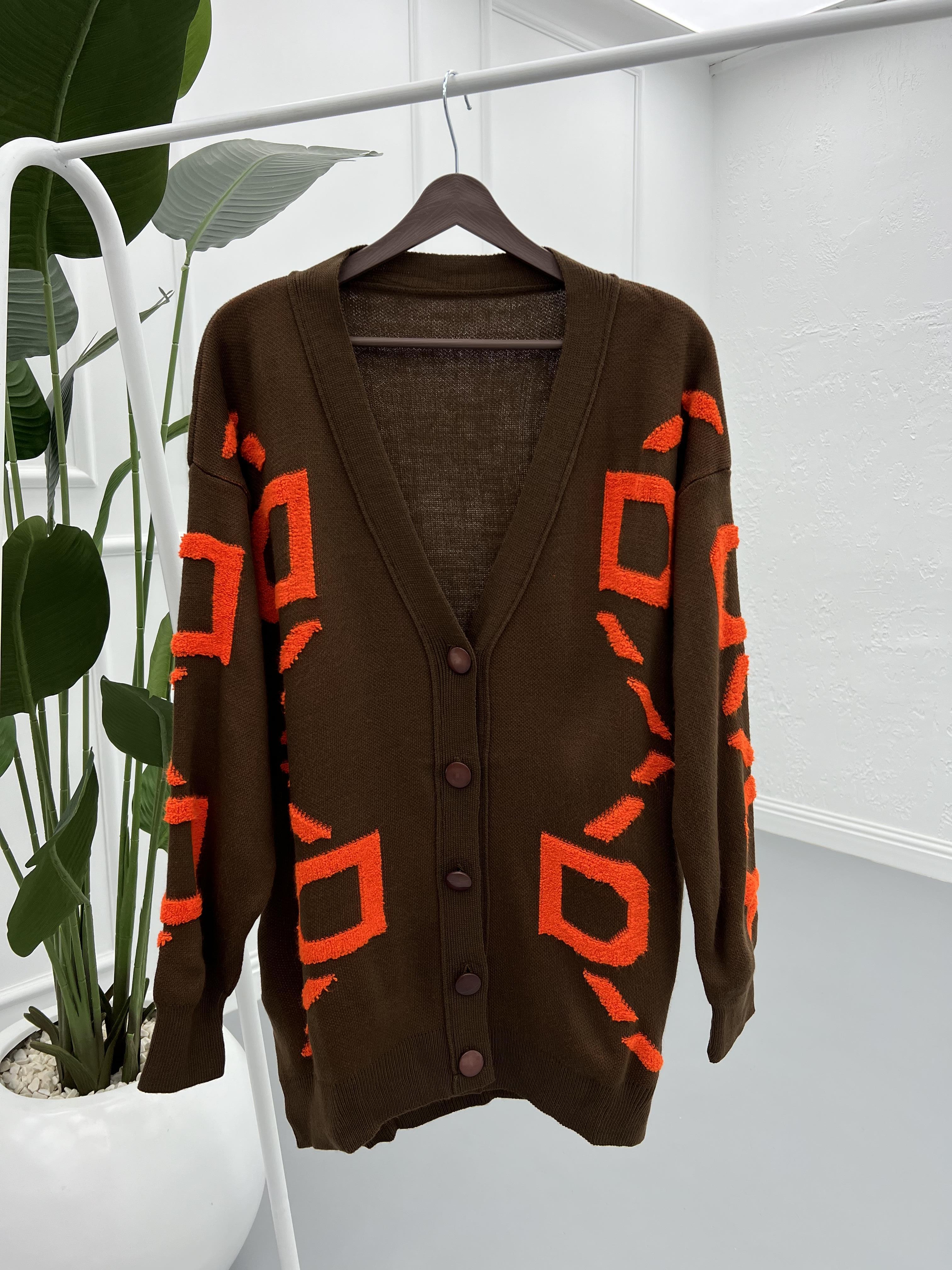 Knitted Embossed Sweater Cardigan Brown