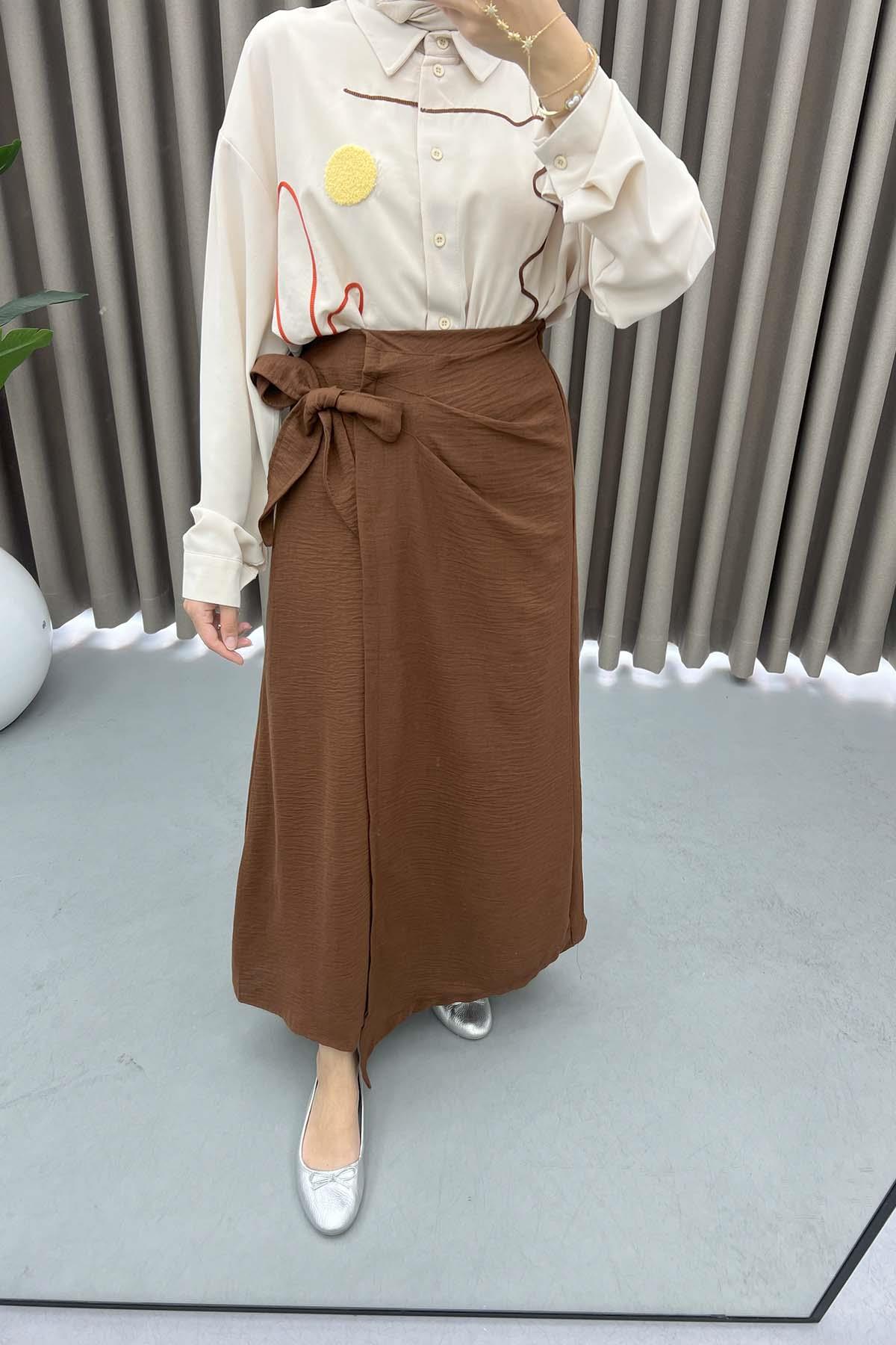 Pleated Detailed Tied Skirt Brown