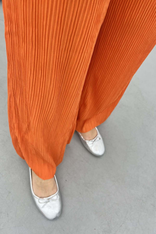 Pleated Trousers Orange