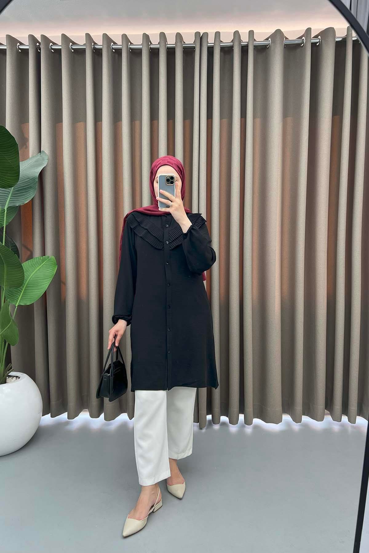 Pleated Tunic Black