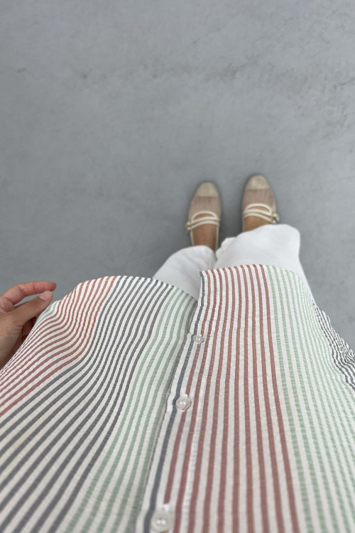 Colorful Striped Shirt Claret Red