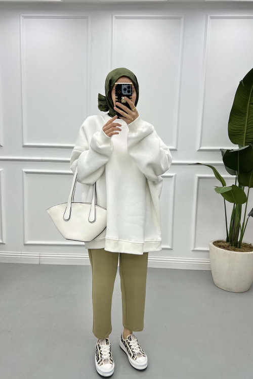 Three Thread Oversize Sweatshirt White