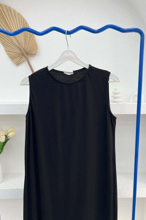 Long Dress Undershirt Black