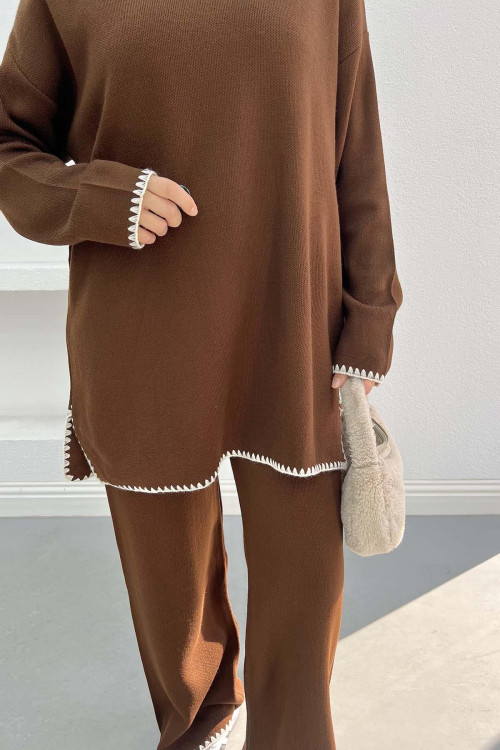 V-Neck Knitwear Suit Bitter Brown