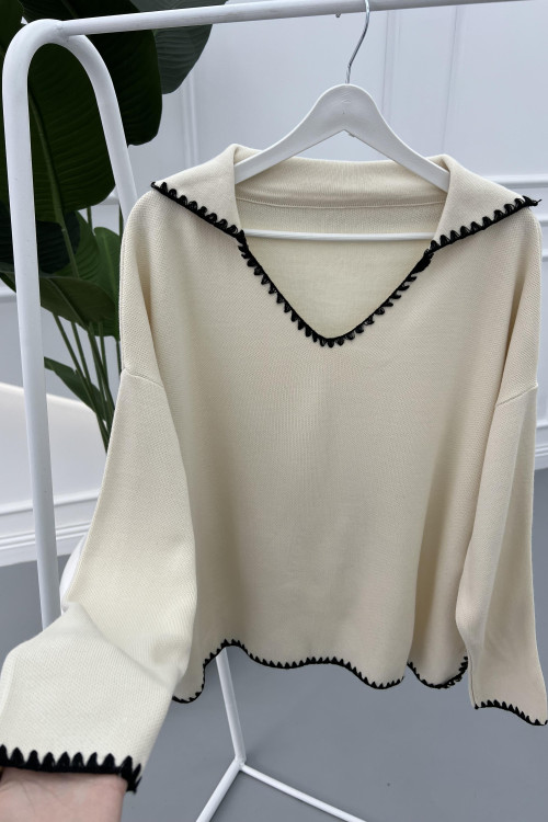 V-Neck Knitwear Suit Cream